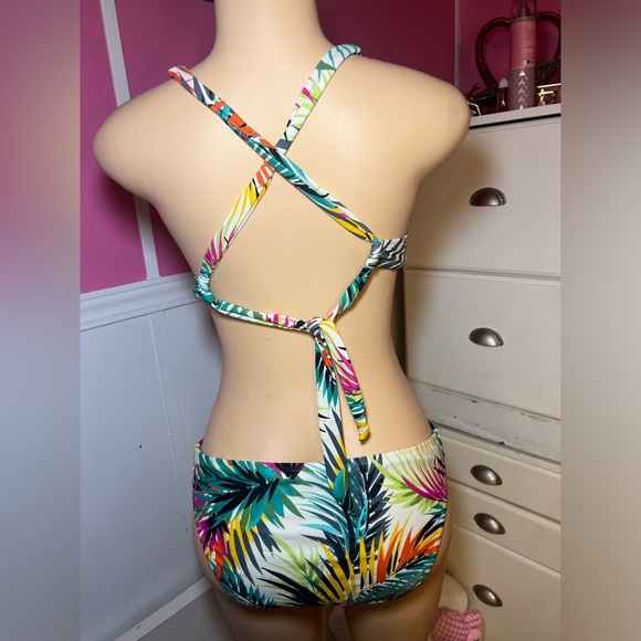 Tropical Print Women's Bikini Set - Picture 7 of 7